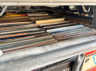 Ca. 3000x IBC-krat vinyl  Lp’s / langspeelplaten, 12-inch vinyl